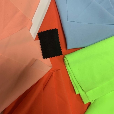 Tela de seda de nylon del OEM el 80% Spandex para la ropa de las mercancías de los deportes